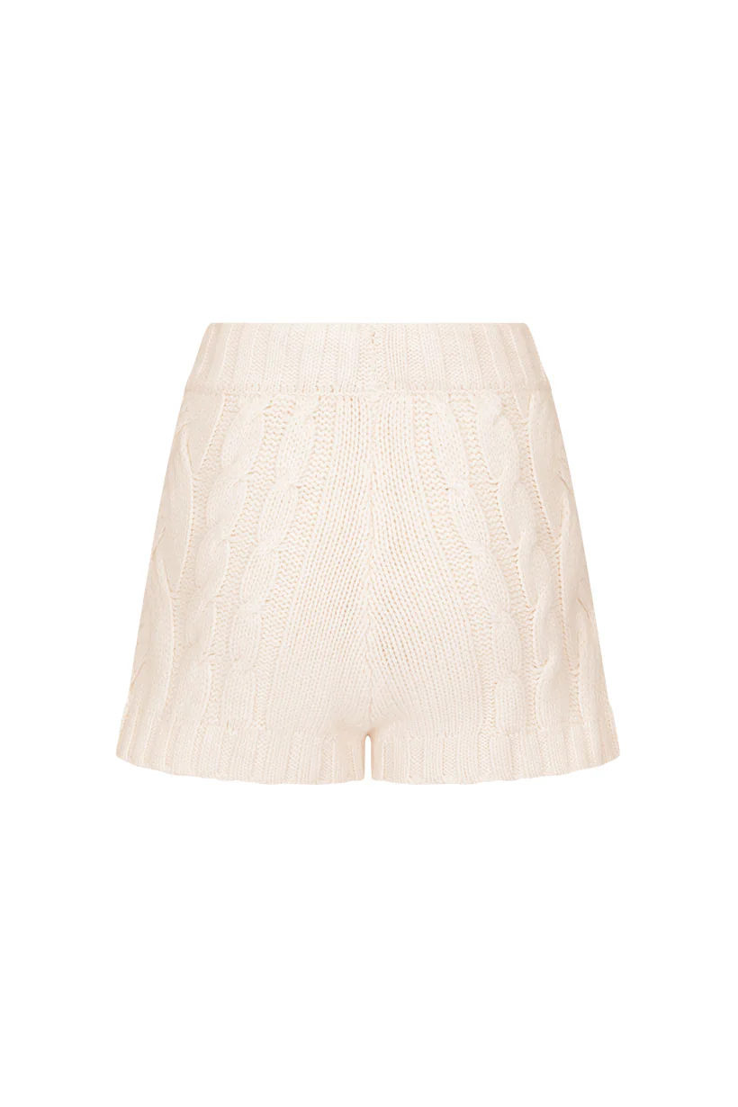 Cosy Campfire Knit Short - Image 7